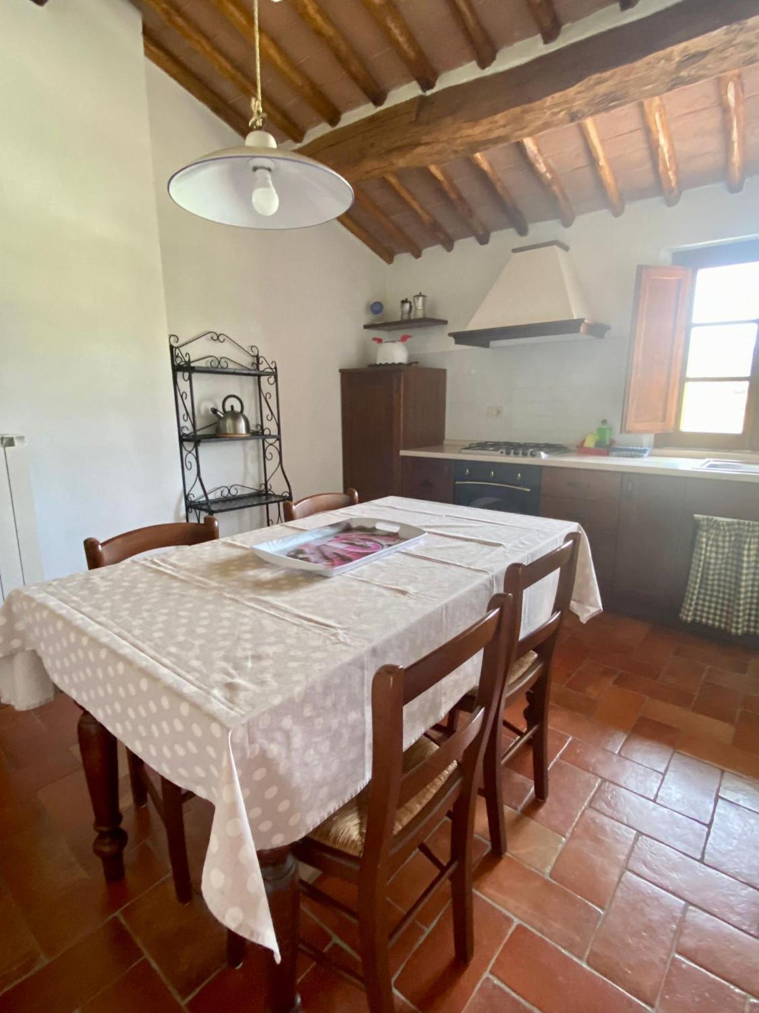 Agriturismo La Peschiera Casole d'Elsa Bagian luar foto