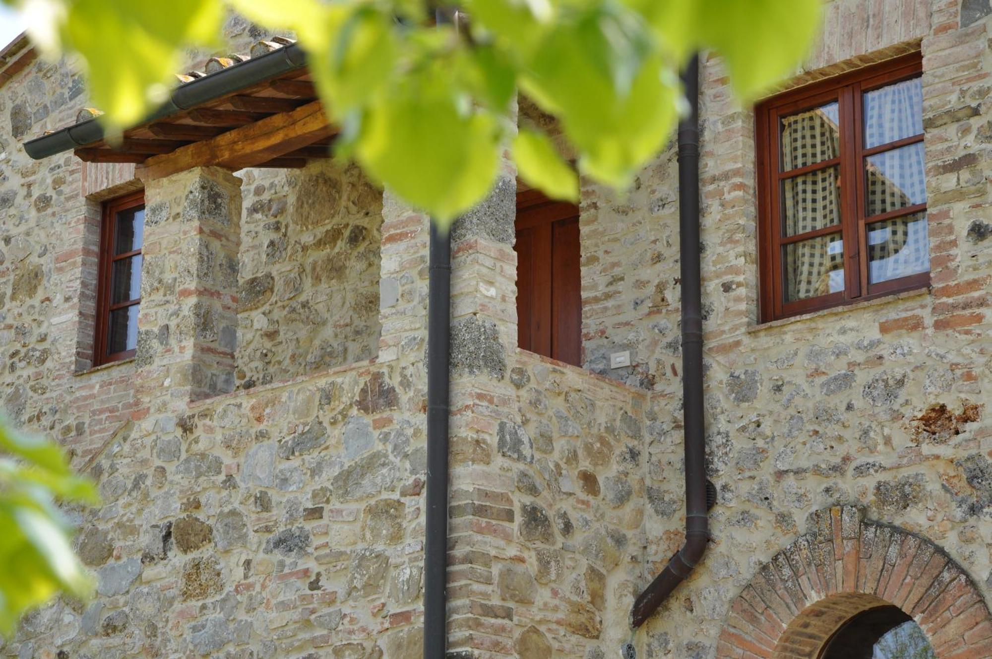 Agriturismo La Peschiera Casole d'Elsa Bagian luar foto