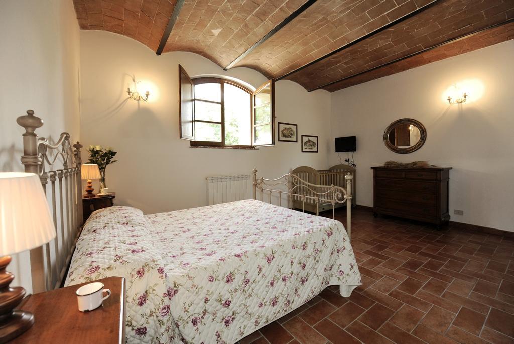 Agriturismo La Peschiera Casole d'Elsa Bagian luar foto