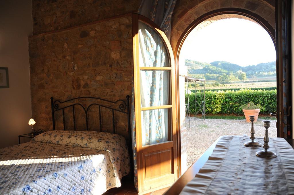 Agriturismo La Peschiera Casole d'Elsa Bagian luar foto