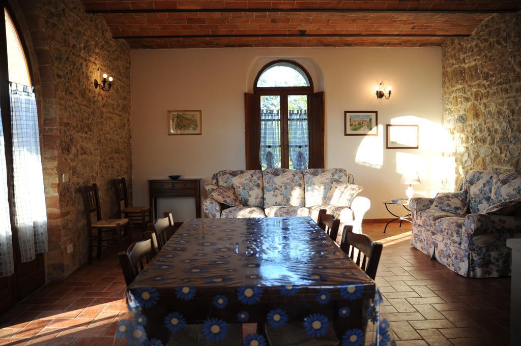 Agriturismo La Peschiera Casole d'Elsa Bagian luar foto